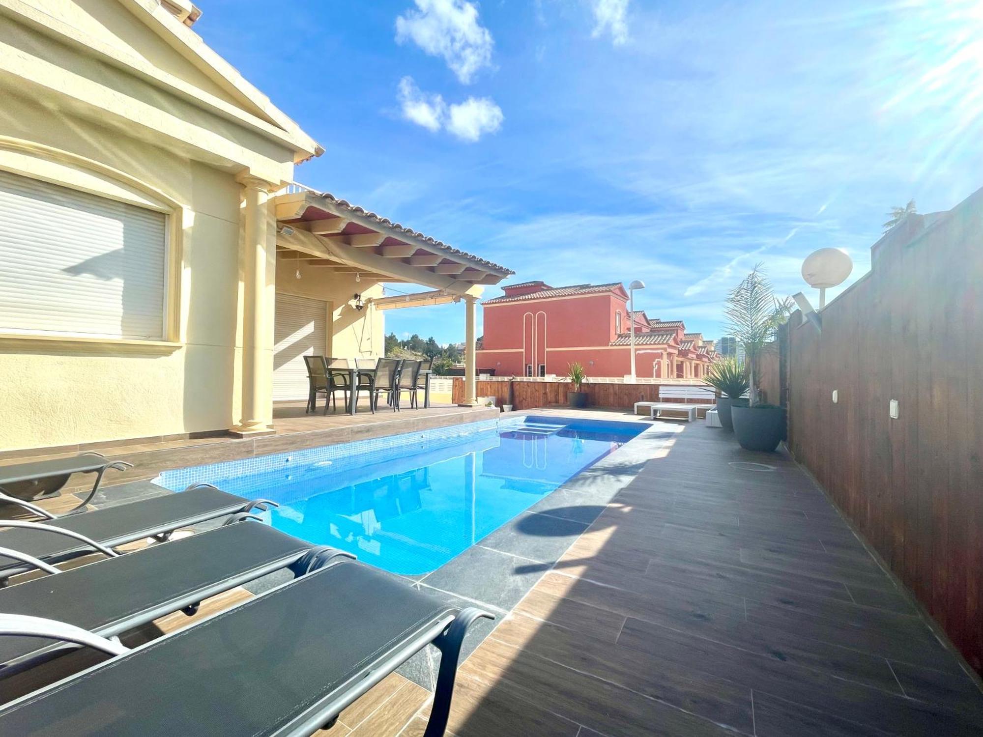 Sunset Pool Villa 卡尔佩 外观 照片